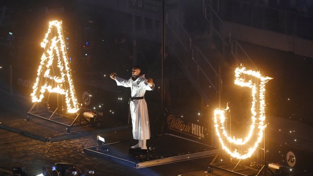 Британският боксьор и бивш световен шампион в тежка категория Антъни Джошуа