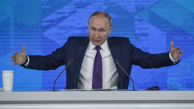 Окончателно българският парламент гласува предоставянето на военна помощ на Украйна