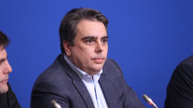 Финансовият министър Асен Василев обясни какво е открила междуведомствената комисия