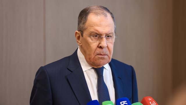 В телефонен разговор руският външен министър Сергей Лавров и държавният