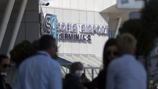 Пътуванията на български граждани в чужбина през декември 2022 г