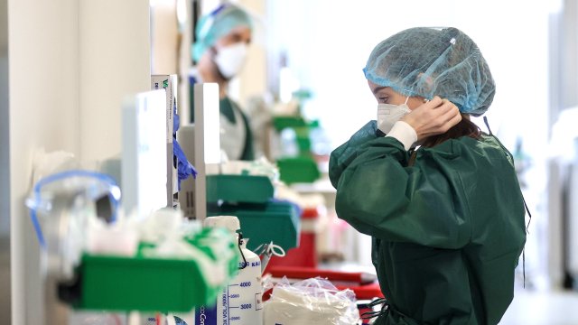 И наистина броят на новите инфекции в страната расте стремително