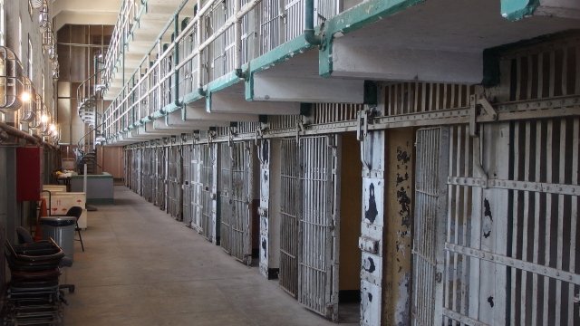 Софийската районна прокуратура привлече към наказателна отговорност 25 годишен мъж заканил