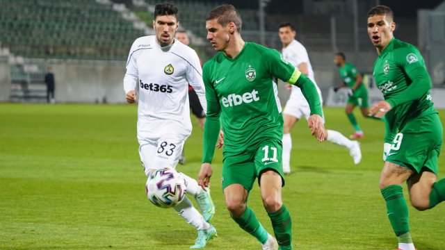 Отборът на Лудогорец възстанови преднината си от четири точки на