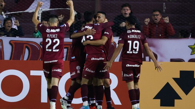 Айнтрахт Франкфурт поднесе голямата сензация в Лига Европа след като