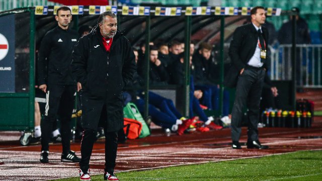 Националният отбор по футбол на България напуска София Новината обяви