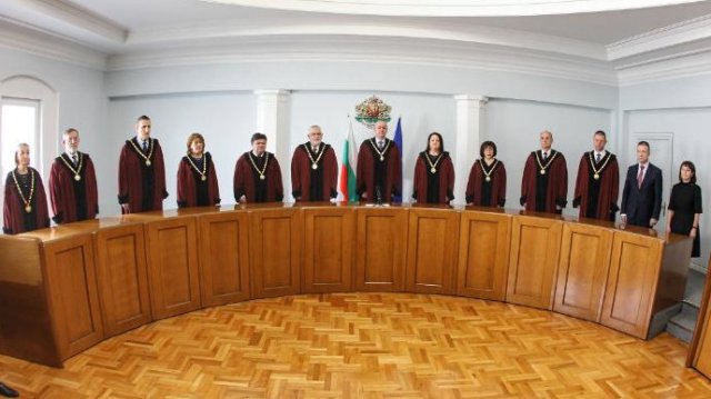 На 8 февруари Конституционният съд ще каже има ли право