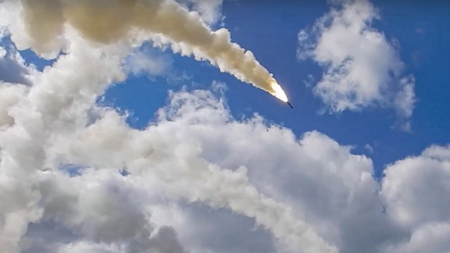Две руски ракети са паднали в Полша във ферма в
