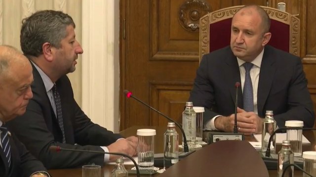 В създалата се ситуация правителството може да бъде съставено трудно