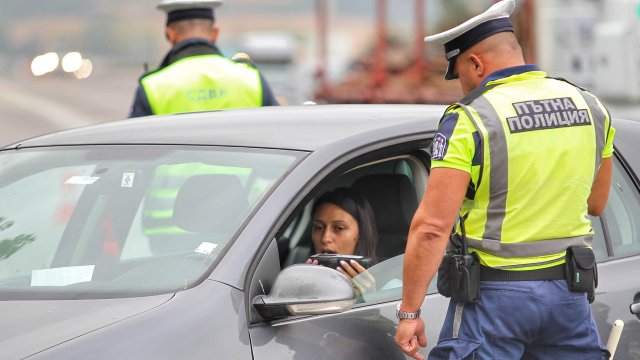 8886 моторни превозни средства са проверени в рамките на разпоредената