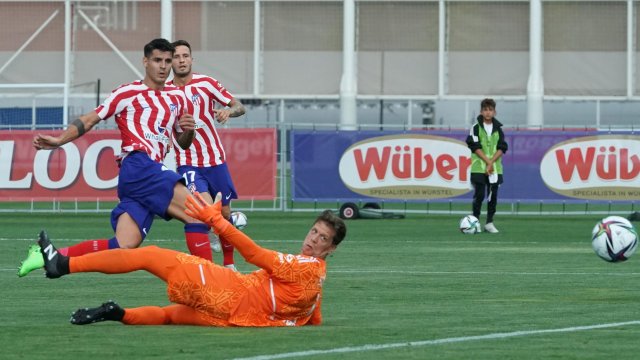 Вратарят на Ювентус Войчех Шчесни ще пропусне старта на новия