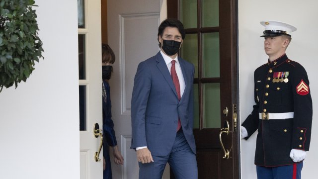 Съобщава се че канадският премиер Джъстин Трюдо и семейството му