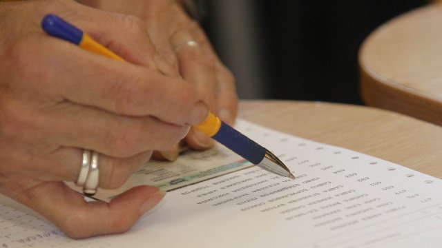 Изборният ден протича нормално Към момента няма регистрирани сериозни нарушения