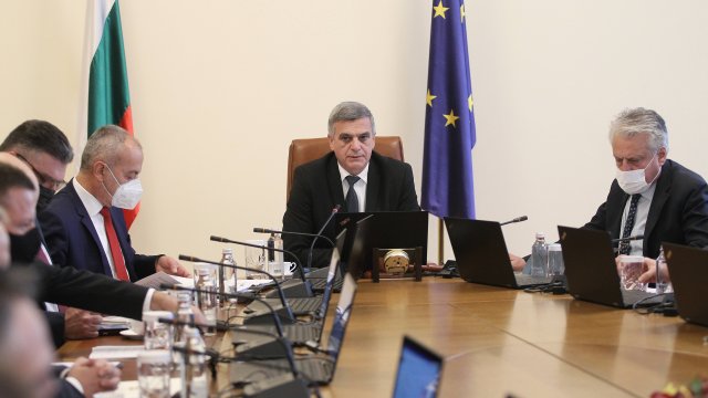 В тежки мигове на страдание нека да изкажем нашата съпричастност