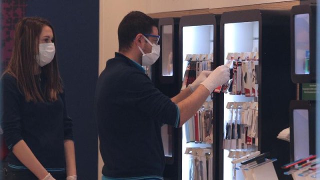 Всички задължителни Ковид мерки отпадат от днес Решението е взето