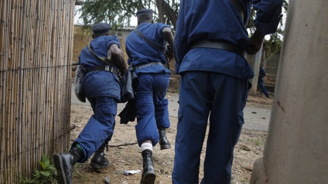 По данни на армията и Червения кръст повече от 12