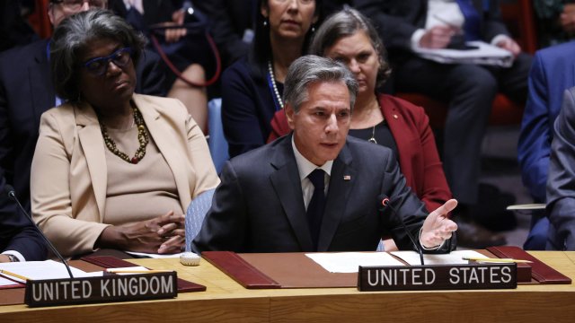 Американският държавен секретар Антъни Блинкен призова световната общност да потърси