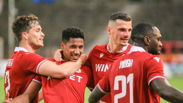 ЦСКА няма да бъде сред поставените в плейофите на Лигата