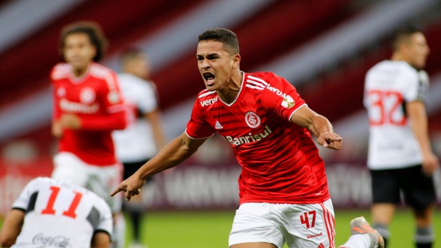 Бразилският нападател Кайо Видал ще премине в състава на българския