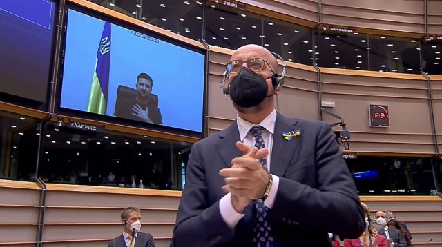 Европейският парламент прие молбата на Украйна за членство в Европейския