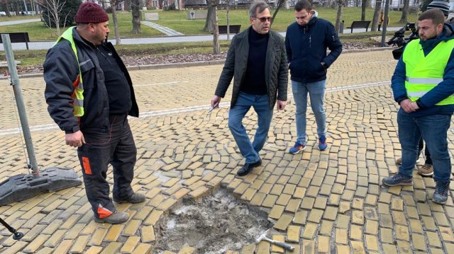 Тази нощ Министерството на регионалното развитие и благоустройството взе проби