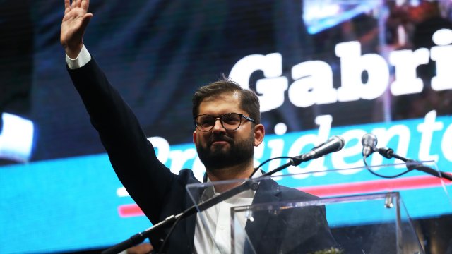 Левият политик Габриел Борич спечели втория тур на президентските избори
