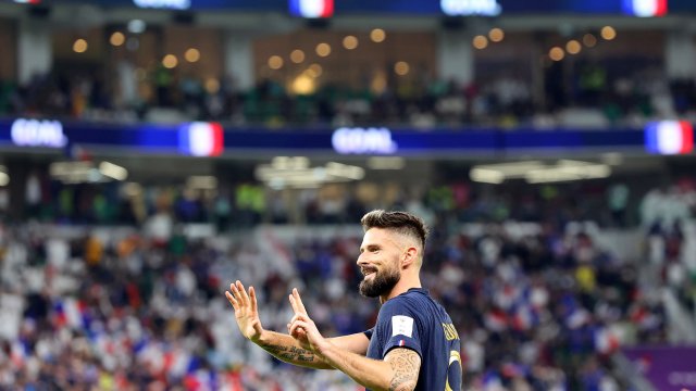 Оливие Жиру вписа името си във футболната история на Франция