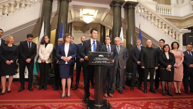 Продължаваме промяната бележи нов спад в подкрепата което позволява ГЕРБ