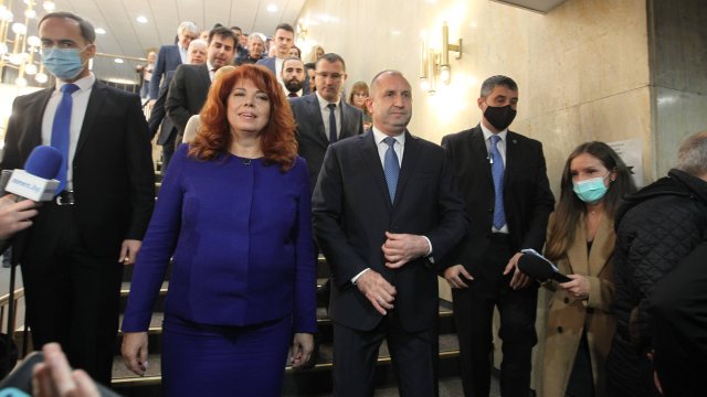 38 от гласувалите в анкетата на bgonair bg очакват Румен Радев