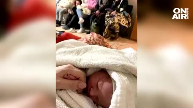 Бебе се е родило в метрото на Киев, а нейната