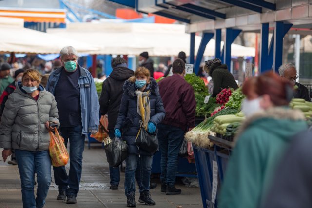 Националният статистически институт пусна калкулатор с който всеки може да