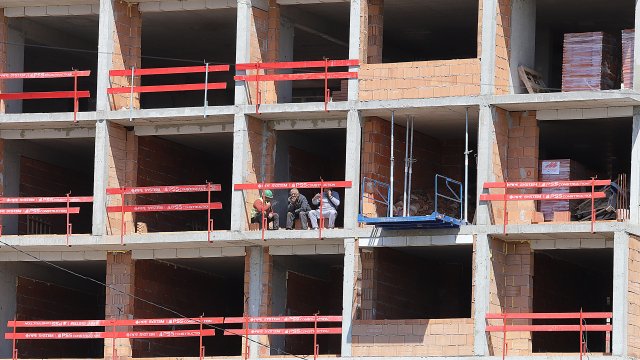 От 193 792 работници и специалисти с умения и знания