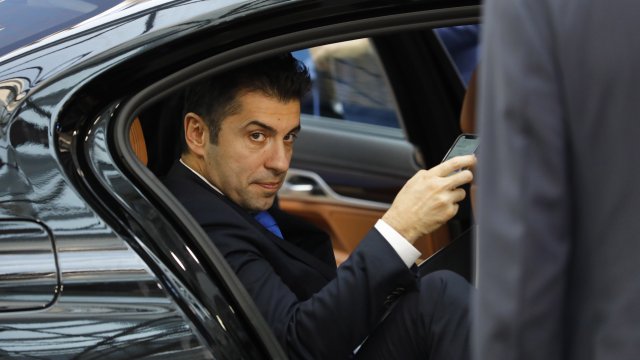 ЕК ще преговаря с Газпром от наше име Това заяви