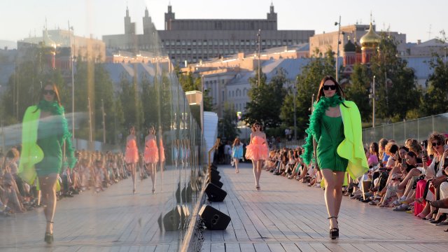 Въпреки постепенното подобрение при някои лидери в сектора 30 те най големи