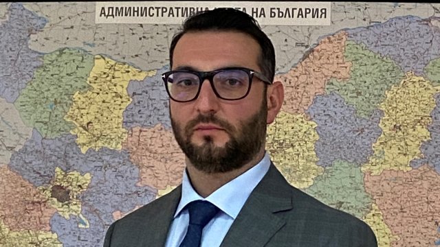 Министърът на регионалното развитие и благоустройството Гроздан Караджов назначи днес