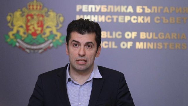 Българското правителство застава зад работещите в здравната система Работим за