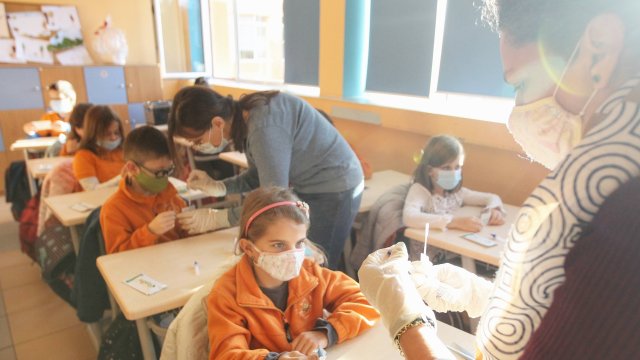 Това се договориха Министерството на образованието и науката работодателските и