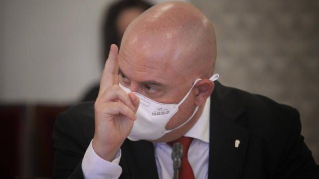 Главният прокурор Иван Гешев поиска свалянето на имунитета на депутат
