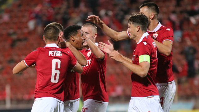 ЦСКА тресна с 3 0 Арда на Армията и се изкачи на