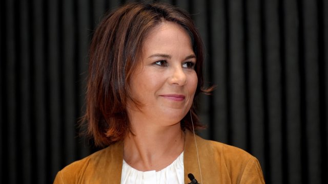 Германската външна министърка Аналена Бербок увери Украйна че Германия ще