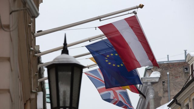 Европейската комисия заведе днес нова наказателна процедура срещу Полша заради