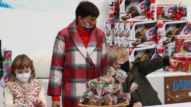 Няколко седмици след откриването на традиционния коледен базар в Монако