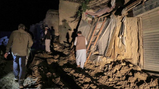 Земетресение разтърси Източен Афганистан тази нощ съобщава агенция Синхуа като