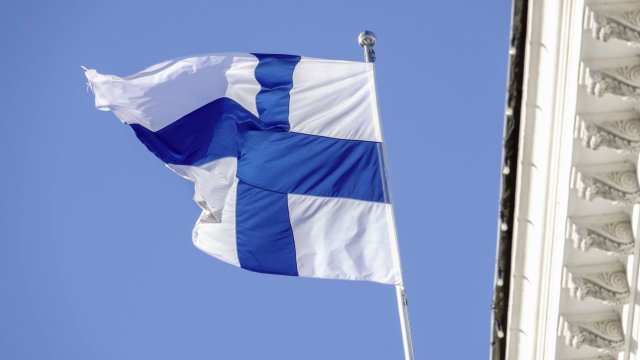 Парламентът на Финландия започва днес дебат по въпроса дали да