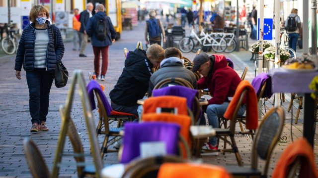 Няколко европейски държави между които Германия Франция Италия и Великобритания