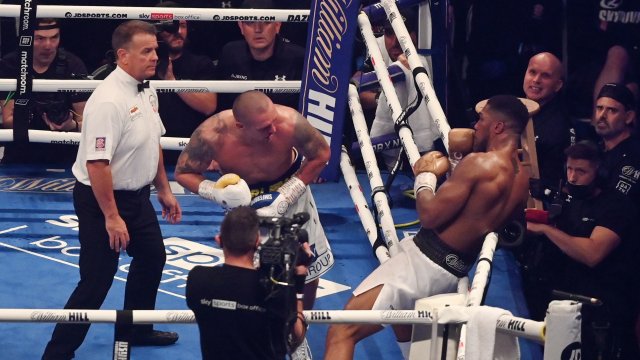 Мачът за световната титла по бокс в тежка категория между