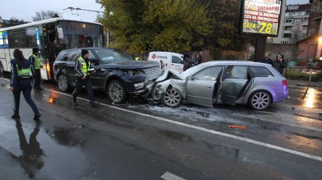 Според съда тинейджърът се е движил с над 160 км ч докато бяга