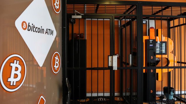 Касапницата на криптопазара няма да отслабне на фона на понижаващите