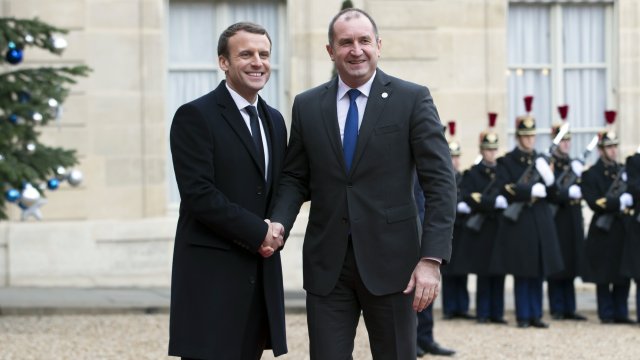 Френският президент Еманюел Макрон е готов да посрещне българските и