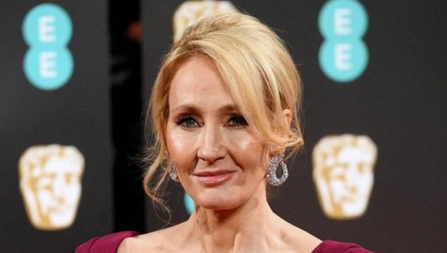 Дж К Роулинг продължава да провокира с постове в социалните